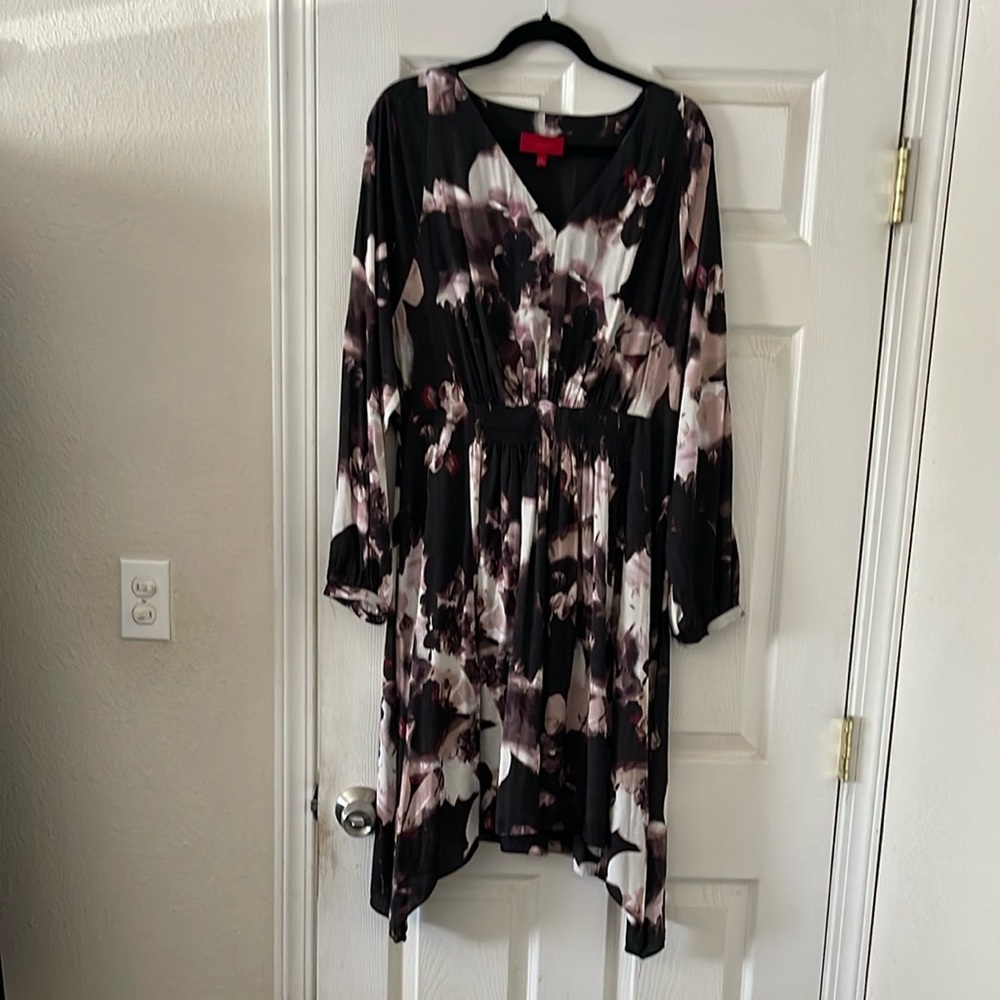 Jennifer Lopez Black and Pink Asymmetrical Sundress with Bishop Sleeves